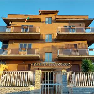 2 locali In Affitto a Roma