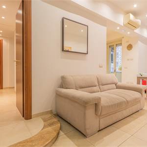 Porzione di Casa In Affitto a Roma
