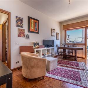 2 locali In Vendita a Roma